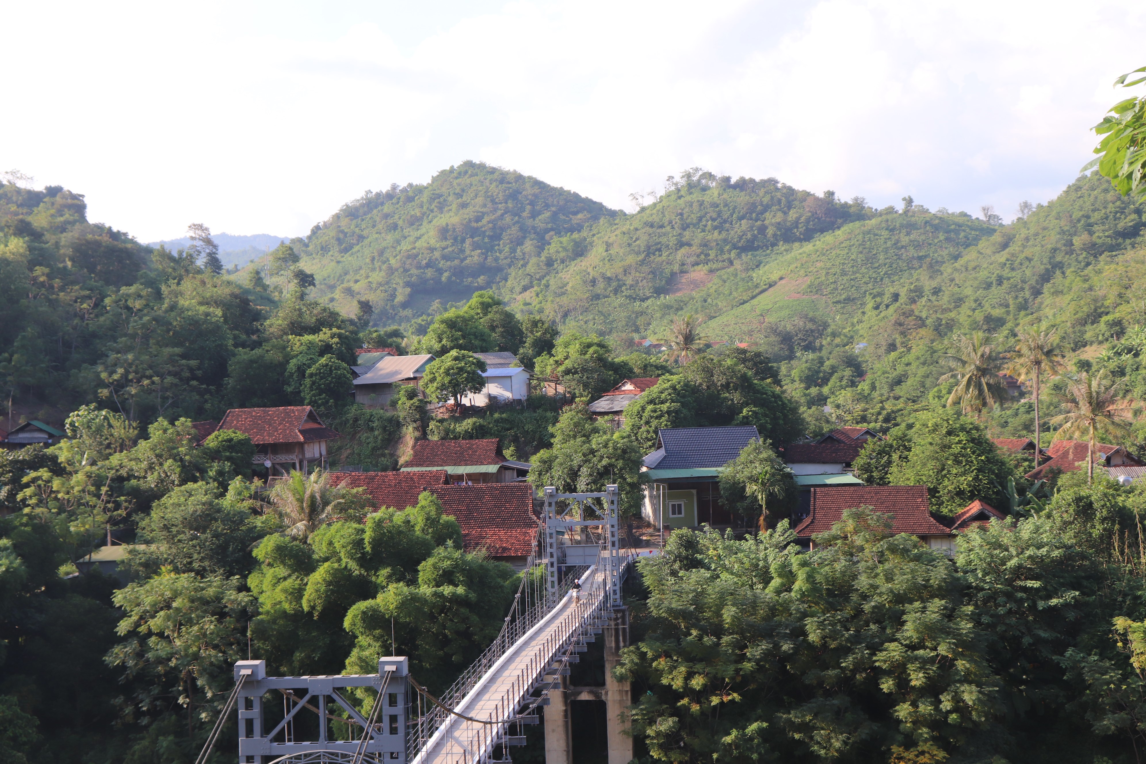 Để bản làng vẫn vang tiếng nhạc