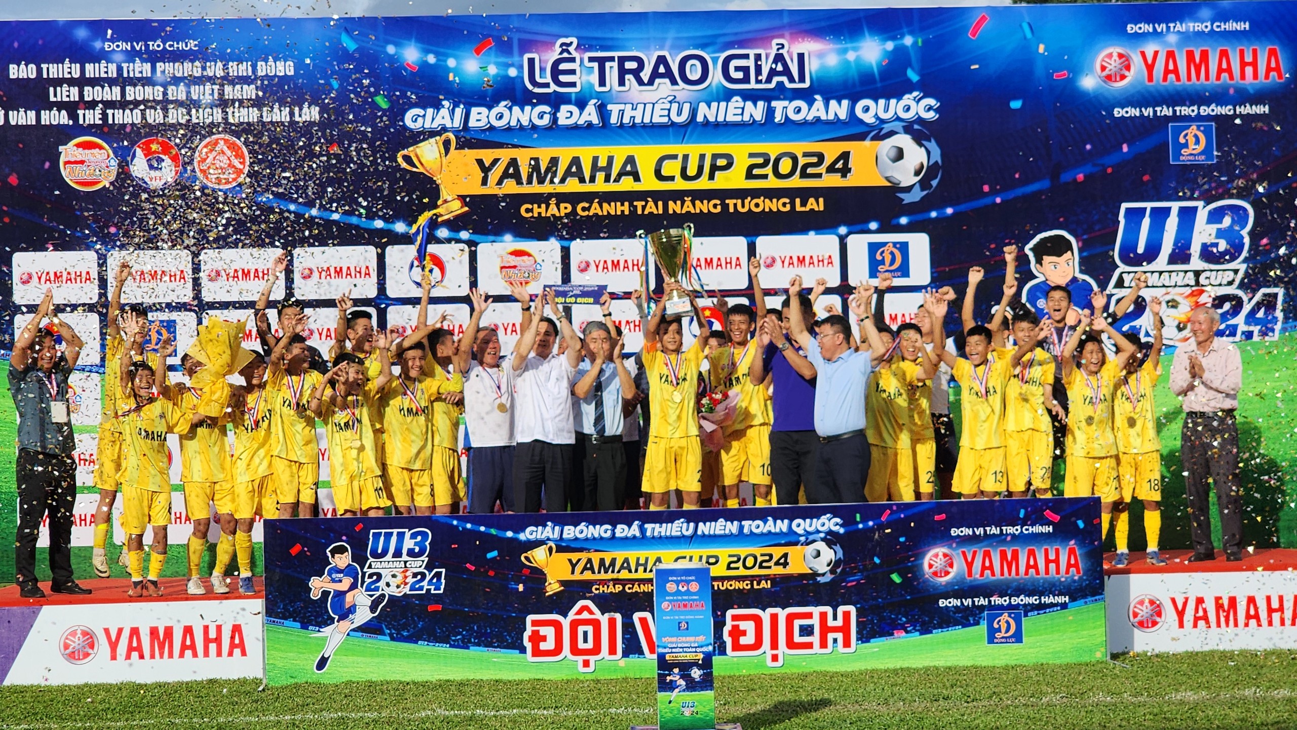 Sông Lam Nghệ An bảo vệ thành công ngôi vô địch U13 toàn quốc