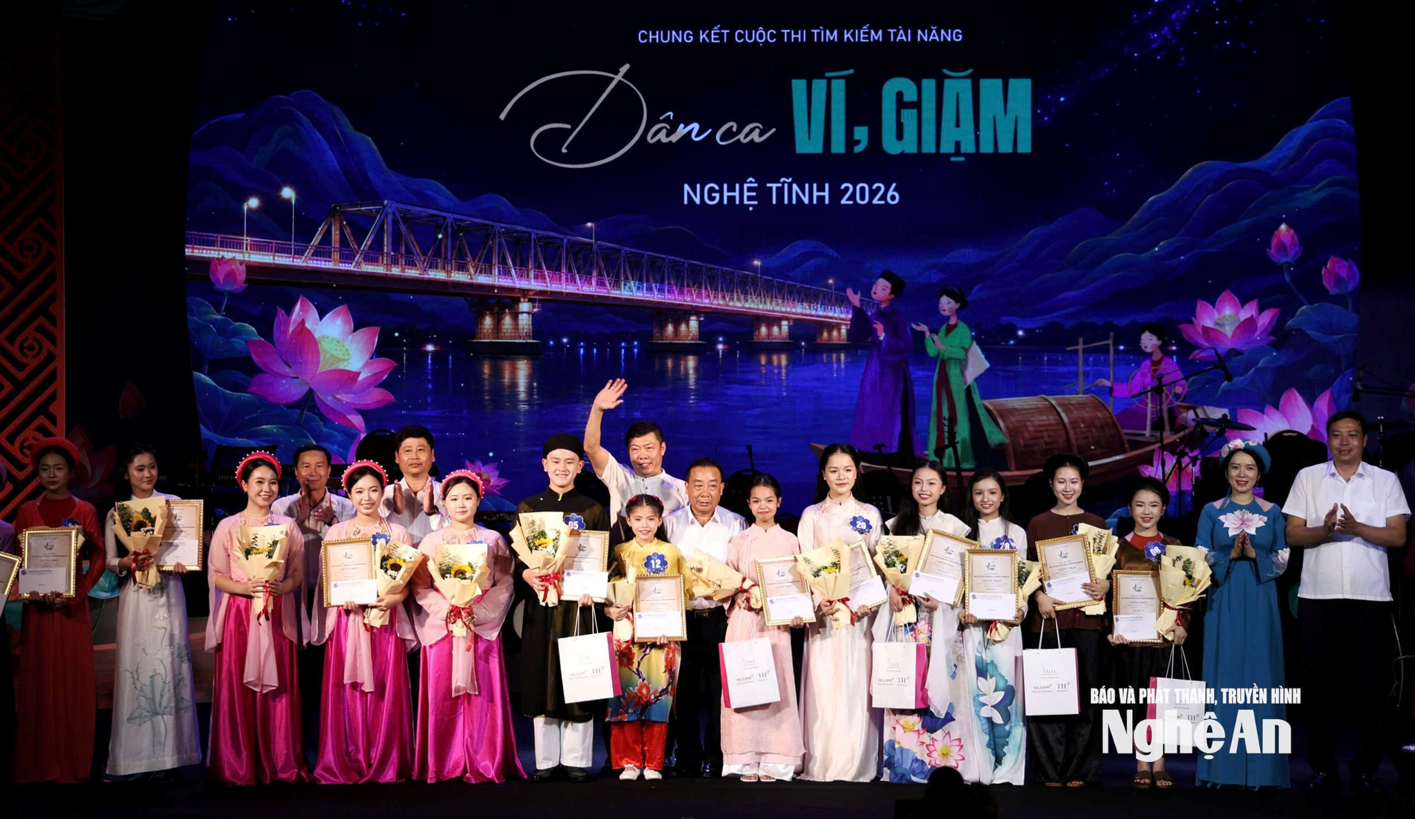 Chung kết và trao giải cuộc thi “Tìm kiếm tài năng dân ca Ví, Giặm Nghệ Tĩnh” năm 2026