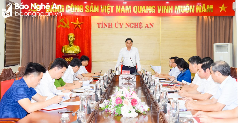 Nghệ An: Hơn 1.100 đại biểu sẽ dự chương trình gặp mặt đối thoại giữa Thường trực Tỉnh ủy với người đứng đầu cấp ủy, chính quyền cơ sở