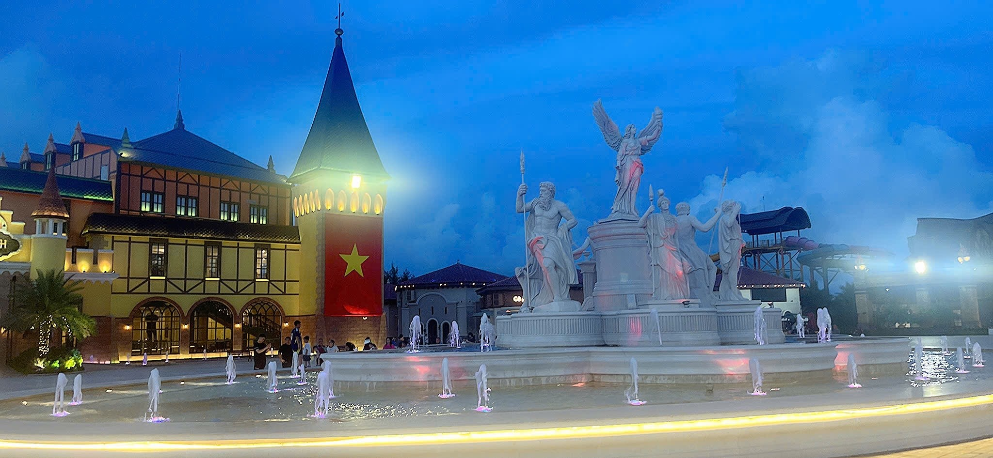 Quảng trường Ánh sáng VinWonders Cửa Hội - Không gian mở chào năm mới 2026 bên biển Cửa Lò