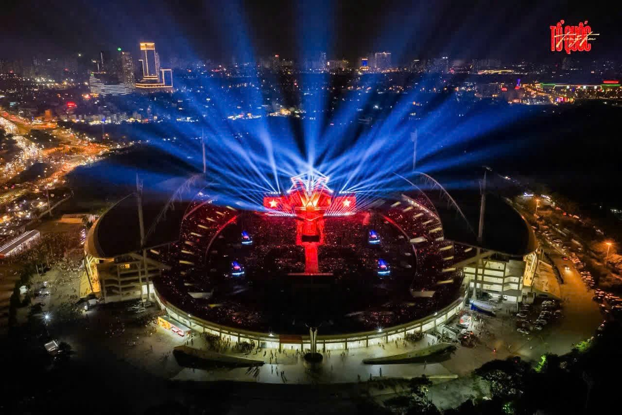 Bùng nổ cảm xúc concert Tổ quốc trong tim