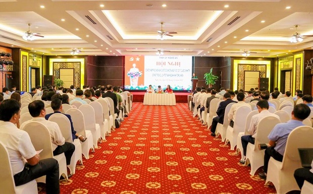 Nghệ An sơ kết 05 năm thực hiện Nghị quyết 08-NQ/TW của Bộ Chính trị về phát triển du lịch trở thành ngành kinh tế mũi nhọn