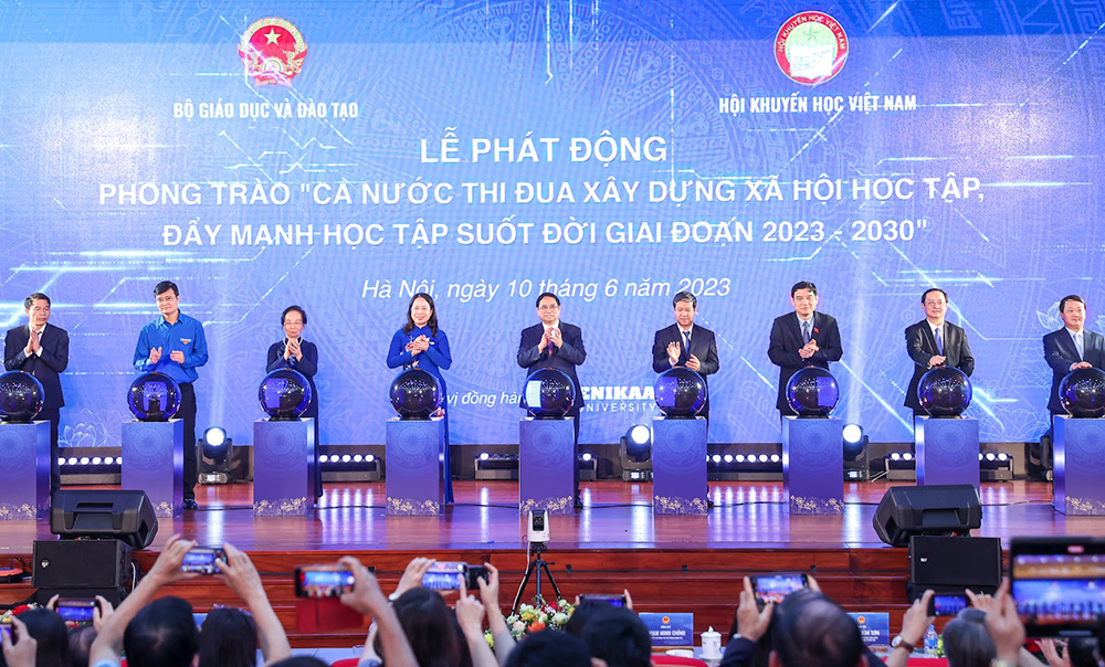 Phát động phong trào “Cả nước thi đua xây dựng xã hội học tập, đẩy mạnh học tập suốt đời giai đoạn 2023 - 2030”