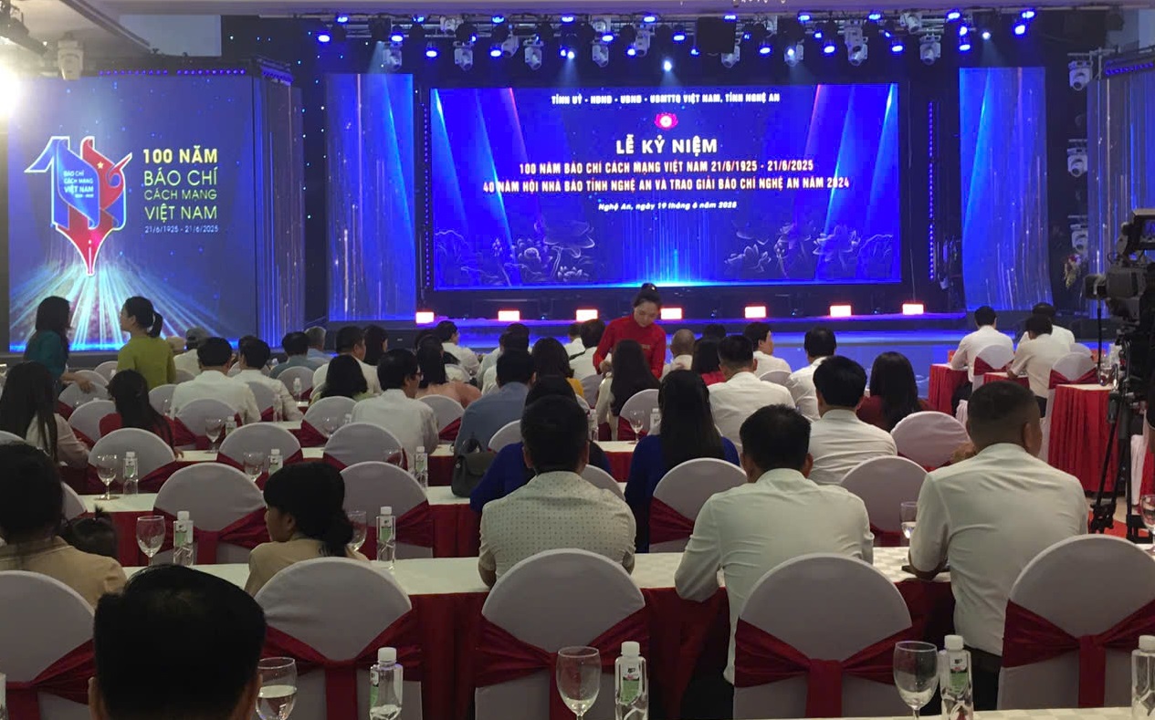 Trang trọng Lễ kỷ niệm 100 năm Ngày Báo chí Cách mạng Việt Nam, 40 năm Hội Nhà báo Nghệ An